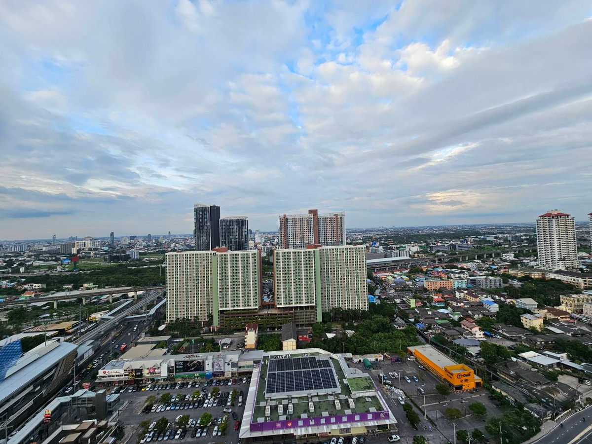 For RentCondoPattanakan, Srinakarin : Very beautiful city view, high floor, for rent, 2 bedrooms, 2 bathrooms, Asakan Place Srinakarin.