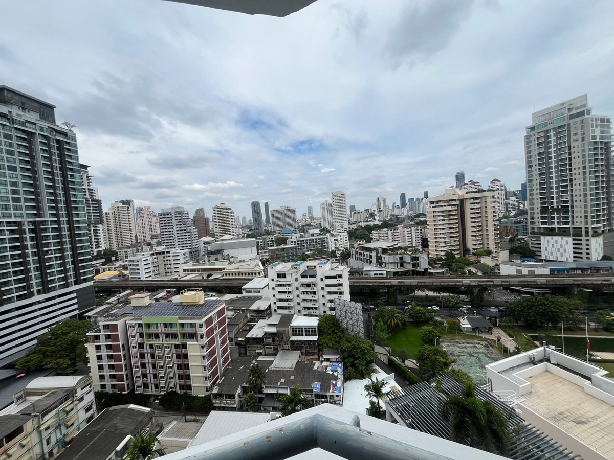 ให้เช่าคอนโดสุขุมวิท อโศก ทองหล่อ : 🏙 ให้เช่า The Waterford Diamond Tower 🔥 📍 ใกล้ BTS พร้อมพงษ์ 🚆 เดินทางสะดวก เชื่อมต่อสุขุมวิท – อโศก – ทองหล่อ