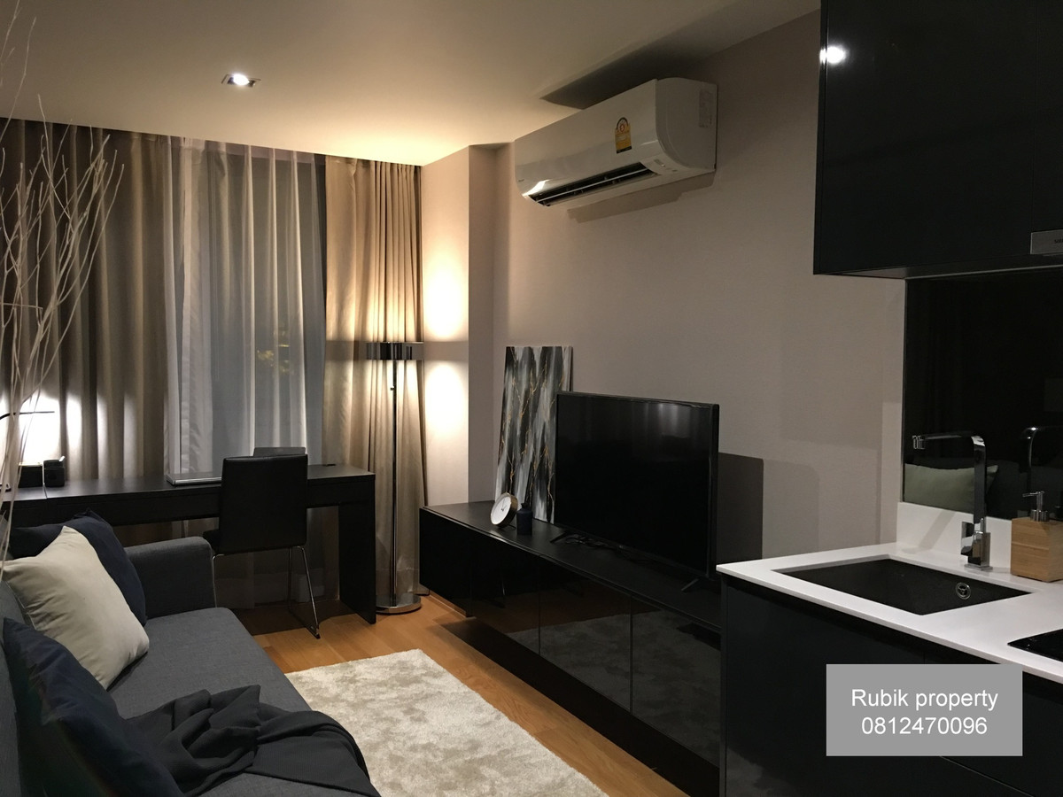ให้เช่าคอนโดสยาม จุฬา สามย่าน : 🏙️ FOR Rent – Private Living✨ Altitude Samyan–Silom – Fully Furnished Condo (RB1074)
