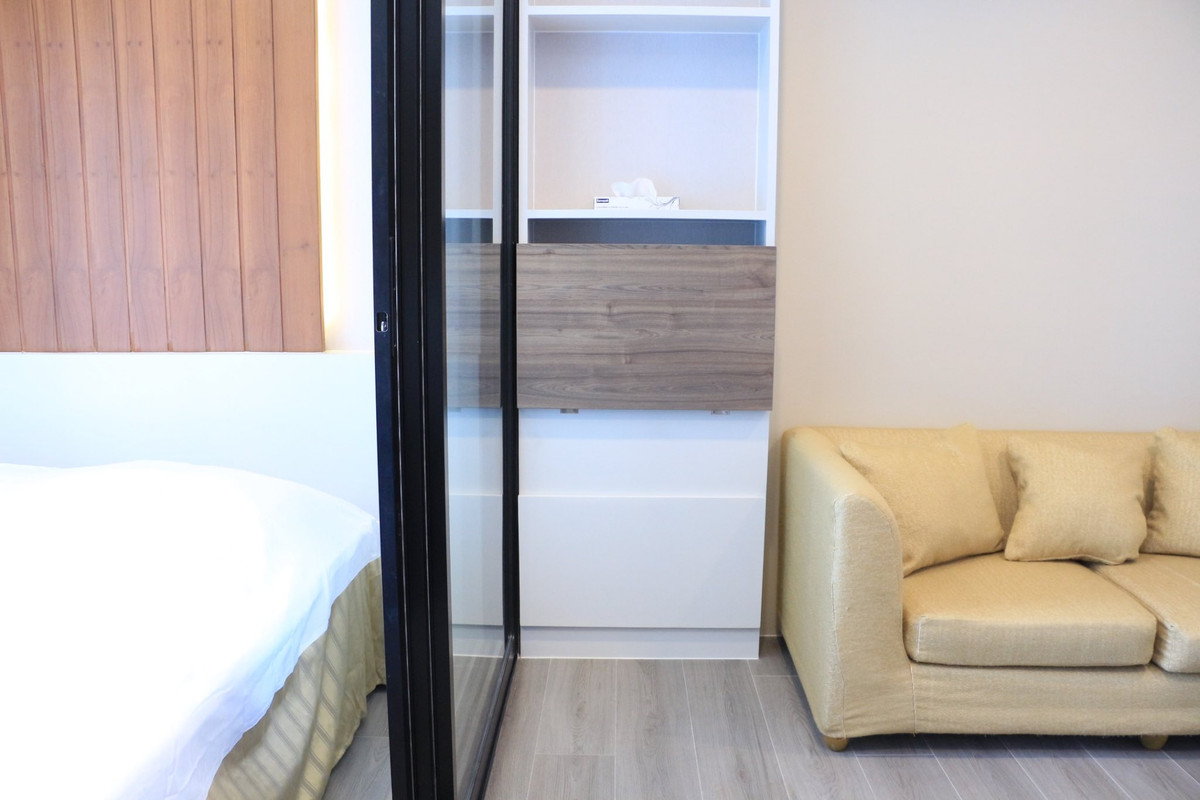 ให้เช่า คอนโด เดอะ โพลิแทน ริฟ / Politan rive   ชั้น25 วิวสวย  พร้อมเฟอร์นิเจอร์ ตกแต่งสวยงาม  Loading...