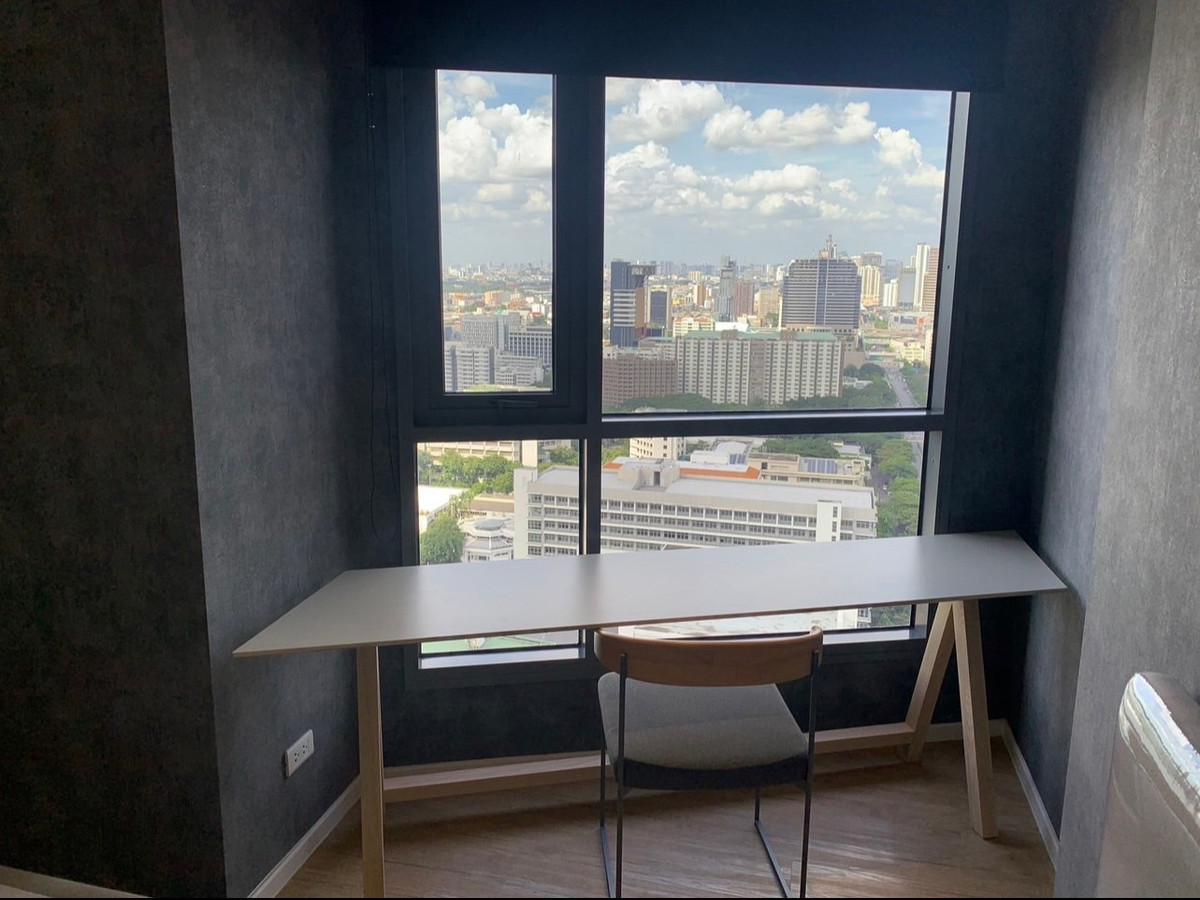 คอนโดสยาม จุฬา สามย่าน : เช่า/ขาย : คอนโด Triple Y Residence★ข้างล่างเป็น สามย่านมิตรทาวน์ ห้าง ร้านอาหาร ซุปเปอร์ 7/11 เปิด 24 ชม ★ติดสาธิตจุฬา ติดคณะนิติ ★ตลาดสามย่าน