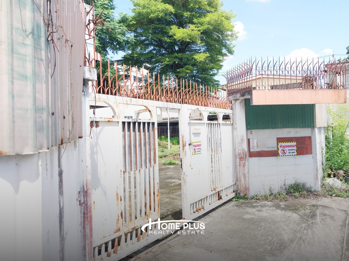 Land for a 2-story detached house, Soi Charansanitwong 67, area 221 square meters. Loading...