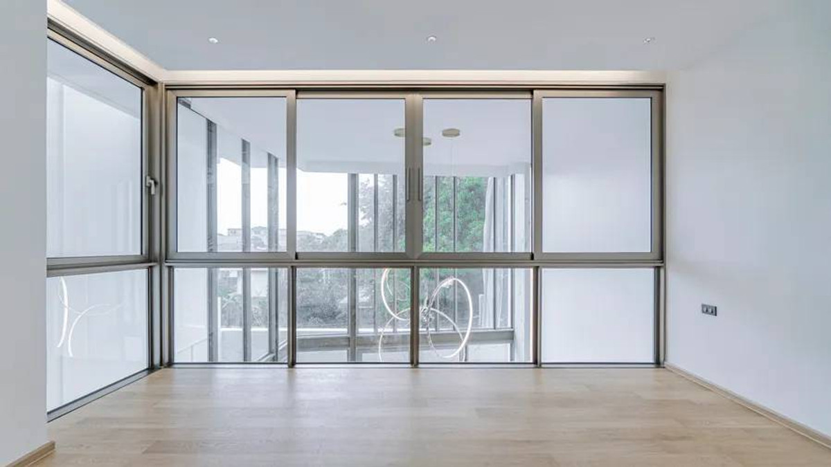 For SaleHome OfficeLadprao, Central Ladprao : New home office for sale, 4 floors, luxury house in the heart of Ratchada-Lat Phrao. Beautiful with elevator 62 sq m near MRT Lat Phrao Phawana LUXE35