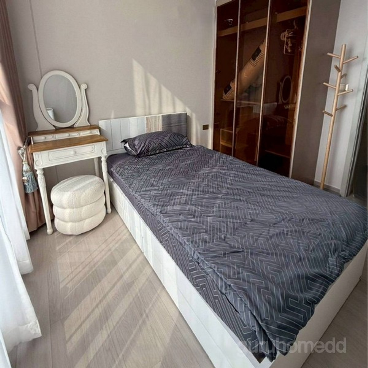 ให้เช่าคอนโด One9Five อโศก ห้องมุม ขนาด 59 ตรม 2นอน 2น้ำ อาคาร B ชั้น 18 เครื่องใช้ไฟฟ้า เฟอร์นิเจอร์ครบ ใกล้ MRT พระราม 9 - ghd000766R Loading...