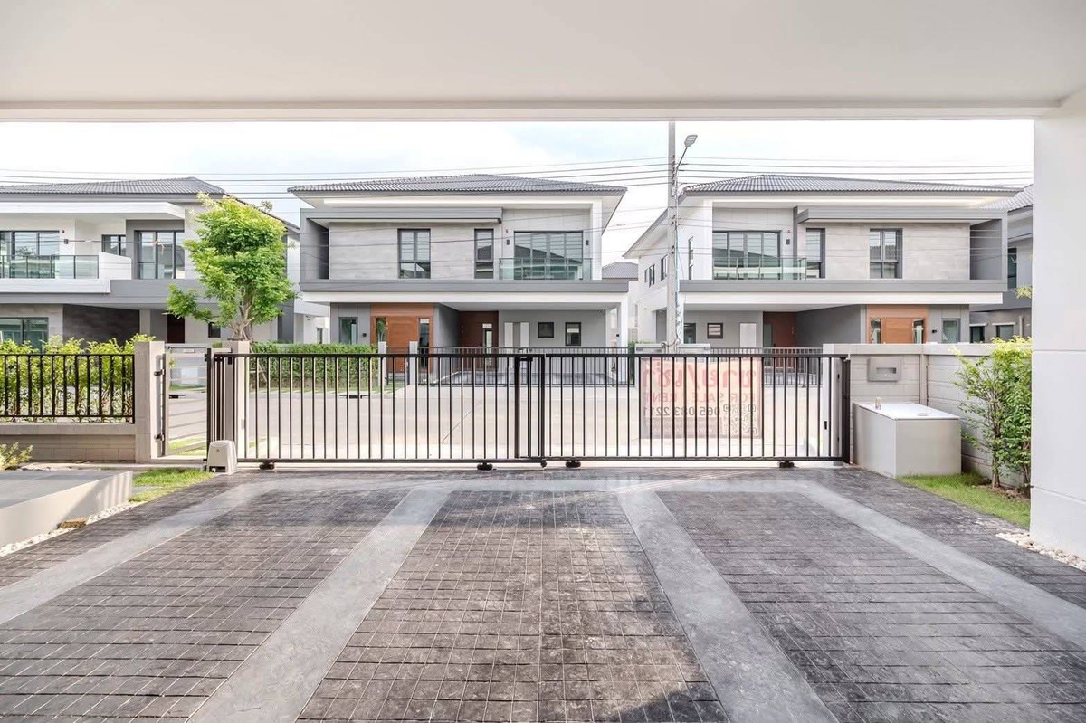 ให้เช่าบ้านบางนา แบริ่ง ลาซาล : บ้านเดี่ยว เดอะ ซิตี้ บางนา ติดห้าง Mega บางนา 