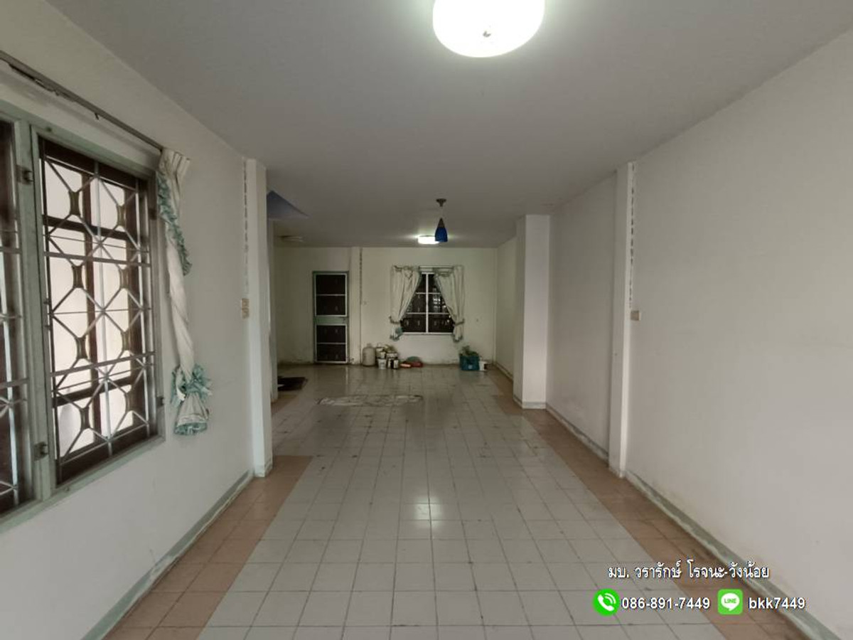 ขายทาวน์โฮมอยุธยา : ✅✅ขายบ้านทาวน์เฮ้าส์ 2 ชั้น 3ห้องนอน 2 ห้องน้ำ หมู่บ้านวรารักษ์โรจนะ-วังน้อย ใกล้นิคมโรจนะ