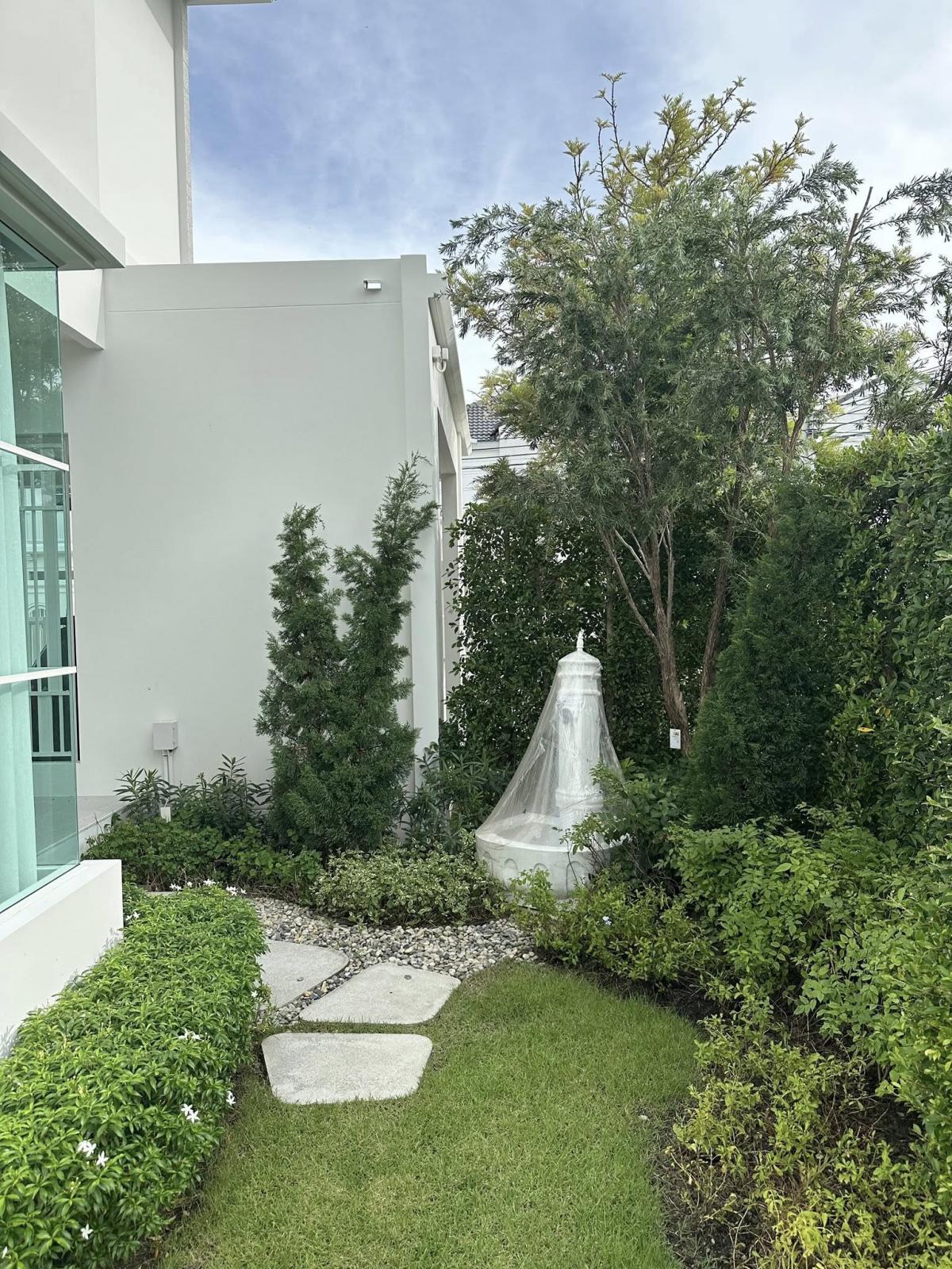 ให้เช่าบ้านบางนา แบริ่ง ลาซาล : Chaiyapruek Bangna Km.15 บ้านมุมสวย 3 นอน 4 น้ำ พร้อมอยู่ เช่า 85,000 บาท ใกล้สนามบินสุวรรณภูมิและเมกะบางนา