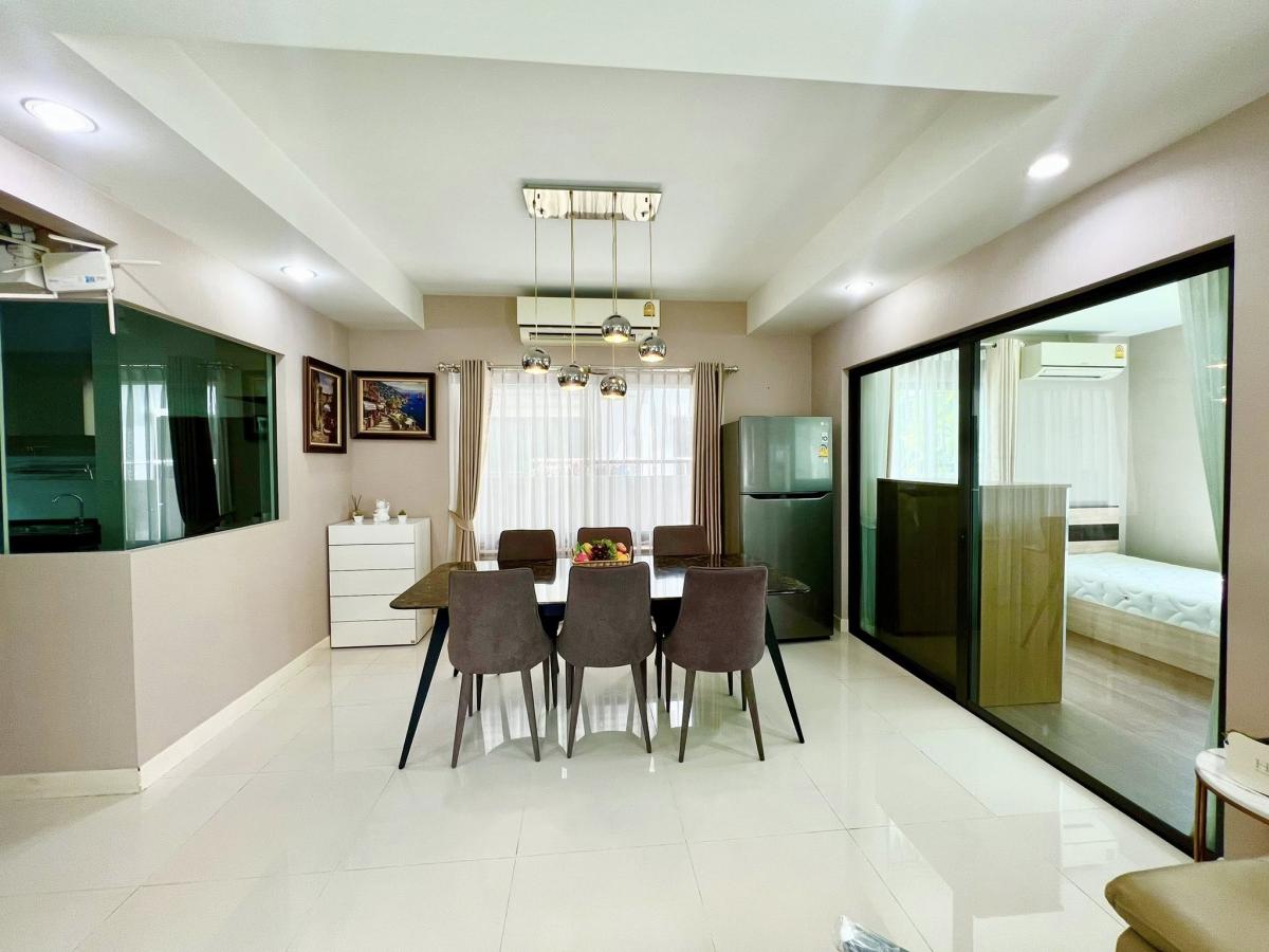 ให้เช่าบ้านบางนา แบริ่ง ลาซาล : เช่าบ้านหรู 4 ห้องนอน ทำเลบางนา กม.7 พร้อมที่ดินกว้าง 70 ตร.วา พร้อมเข้าอยู่ ราคายืดหยุ่น ครอบครัวอบอุ่นเริ่มต้นได้ทันที