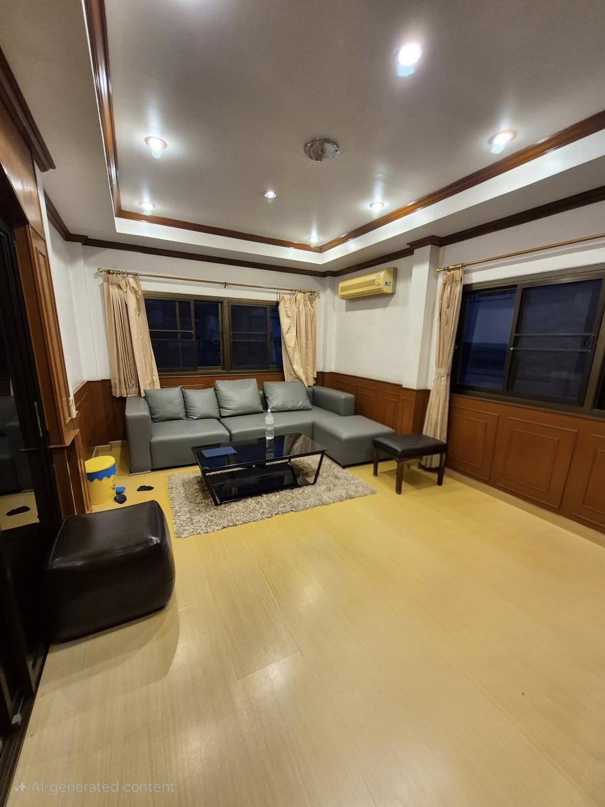 For RentHouseRatchadapisek, Huaikwang, Suttisan : Luxurious 4 bedroom house in Ratchada area, complete functions, ready to move in. Rent for only 80,000 baht/month or buy for only 25.9 million!