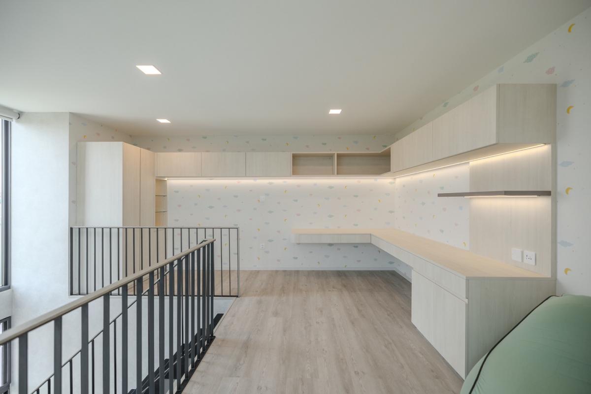 ให้เช่าบ้านพัฒนาการ ศรีนครินทร์ : บ้านหรู VIVE Krungthep Kreetha 4 ห้องนอน 5 ห้องน้ำ พื้นที่กว้าง 421 ตร.ม. พร้อมที่ดิน 119 ตร.ว. ให้เช่าเพียง 300,000 บาท/เดือน