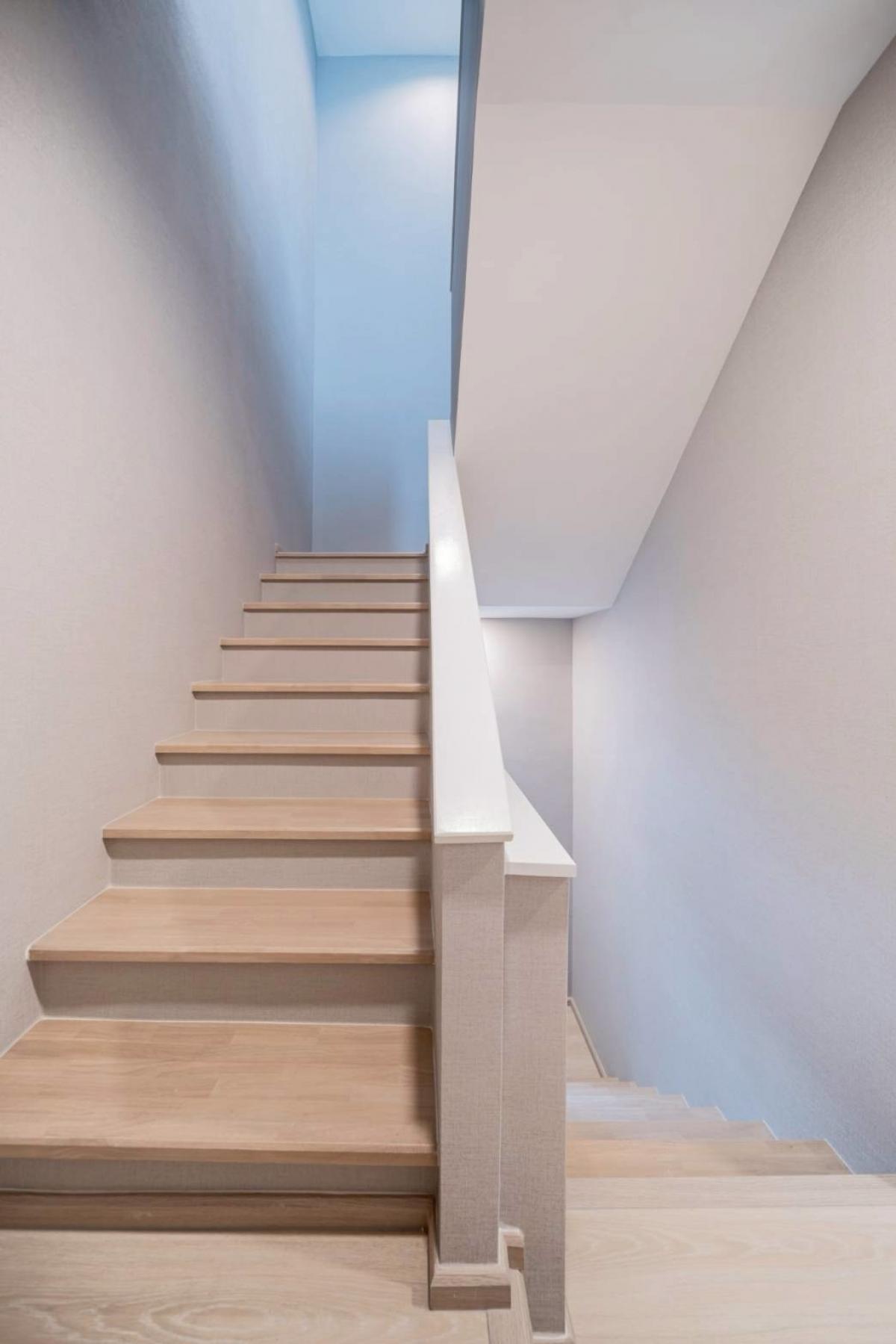 For RentTownhomePattanakan, Srinakarin : Beautiful house Nirvana DEFINE 3 bedrooms near Bangkok-Kreetha. Rent for only 60,000 baht/month, usable area up to 203 sq m.