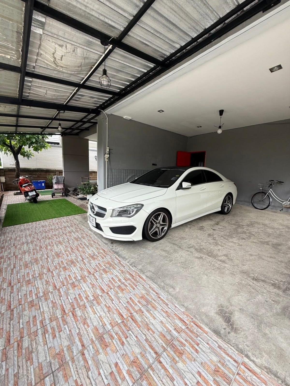 ให้เช่าบ้านนวมินทร์ รามอินทรา : 19/02/2026, ให้เช่าบ้านเดี่ยว Habitia Watcharapol 3 ห้องนอน 67 ตรว. เฟอร์ครบ พร้อมเข้าอยู่ บ้านสวย พื้นที่กว้าง จอดรถ 2 คัน ใกล้วัชรพล เริ่ม 38,000 บาท/เดือน