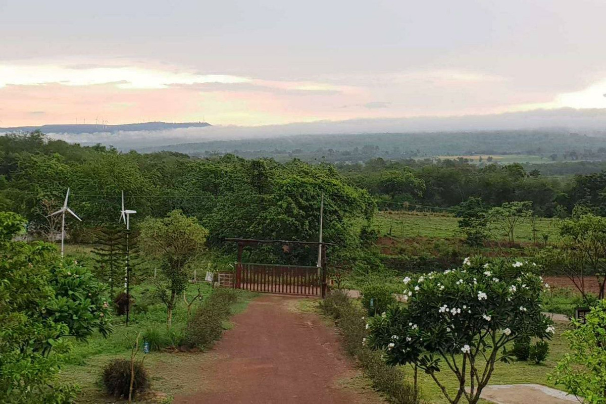 ขายบ้านโคราช นครราชสีมา : 92979 - ขายที่ดิน ภบท. 5 พร้อมบ้านพักตากอากาศ ใกล้เขาใหญ่ อากาศดี วิวภูเขาล้อมรอบ