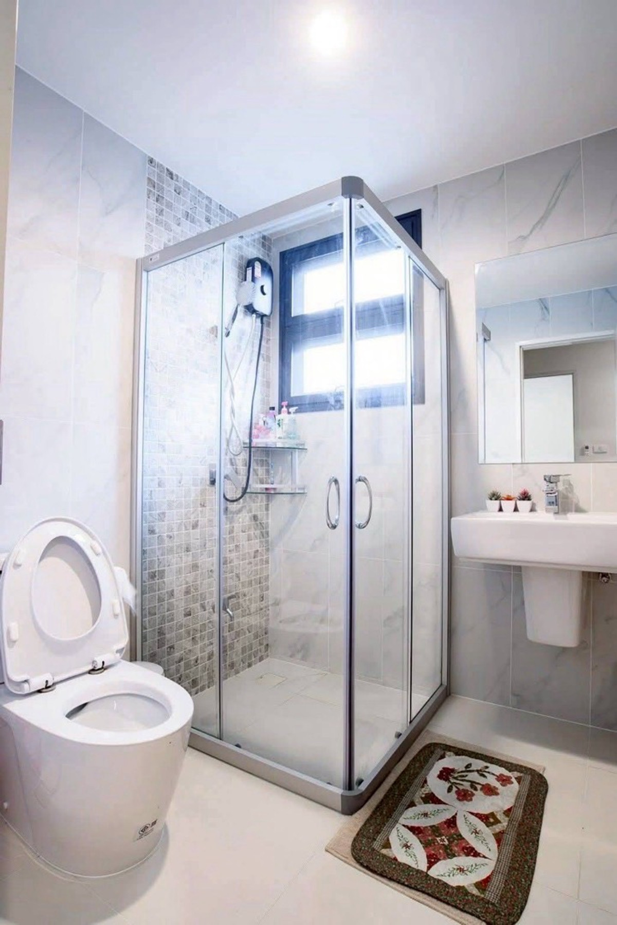 For SaleHousePattaya, Bangsaen, Chonburi : Two-storey detached house for sale, Supalai Parkville Pattaya project, size 59.80 sq m, area 206.00 sq m, 4 bedrooms, 4 bathrooms, price 10,500,000 baht.