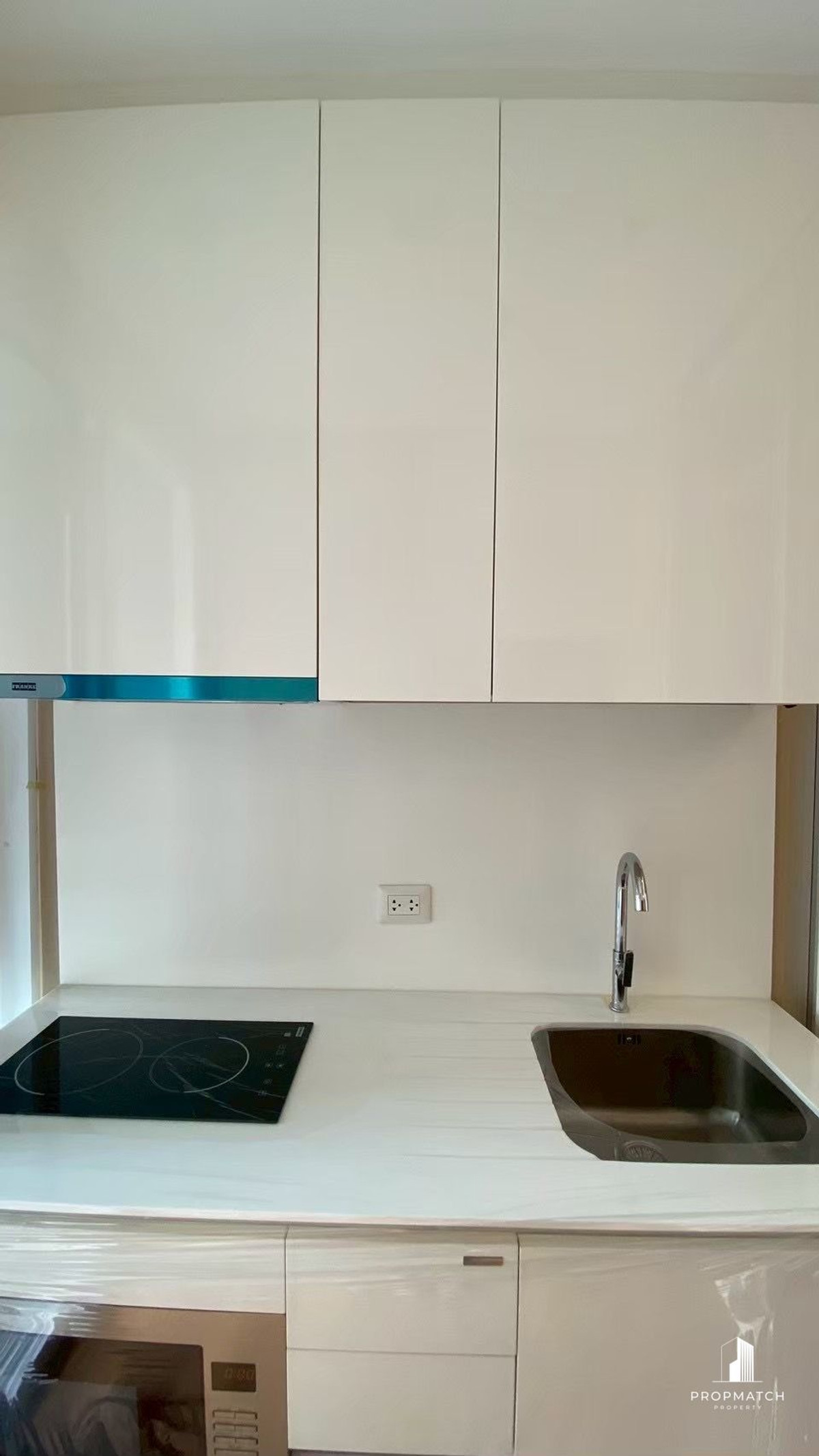 ✨Flash Deal ✨The Saint Residences (Studio Bed 1Bath 29.97SQM.) Ready to move in! Only 2,790,000 baht Tel.0981315848 @propmatch Loading...