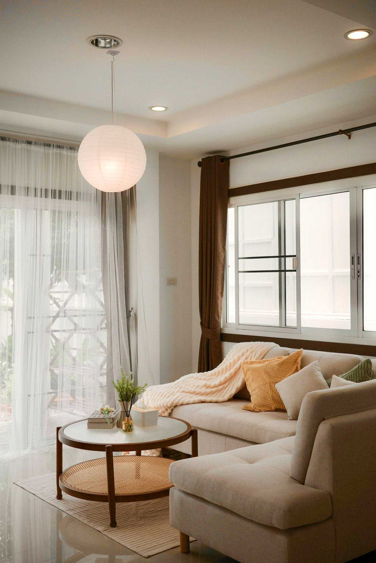 🏡 บ้านปรับปรุงใหม่ให้เช่า พร้อมเข้าอยู่ 🏡 📍 สันผีเสื้อ ใกล้โรงเรียน NIS เชียงใหม่ Loading...