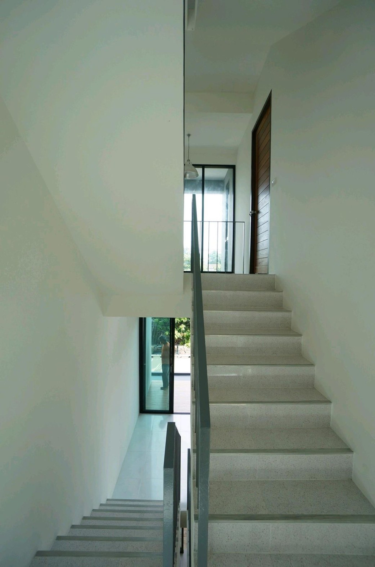 ✨ 4-story home office for rent (semi-detached house, newly decorated, Modern Design) Soi Ratchada 32, 2 bedrooms, 2 bathrooms, near Ratchada-Lat Phrao intersection. Suitable for both residences and offices. #Can  register a company. Rent 75,000/month. Loading...