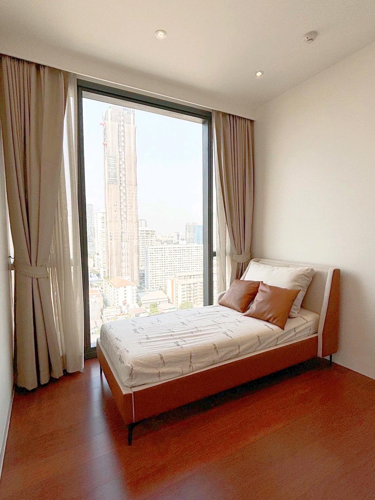 ขายคอนโดสุขุมวิท อโศก ทองหล่อ : ขายลดภาระ🔥🔥คอนโดราคาพิเศษ ทำเลดี โครงการ คุณ บาย ยู  MD-25084982