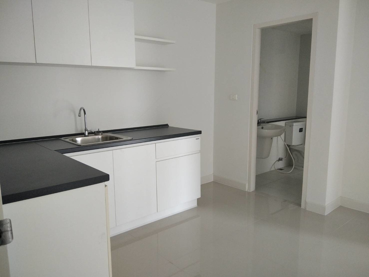 ðĨ āļāļēāļĒ ðĨ āļĨāļĩāđāļ§ āļĨāļēāļāļāļĢāđāļēāļ§ 18 - Levo Ladprao 18 / 1 āļŦāđāļāļāļāļāļ AON019 Loading...