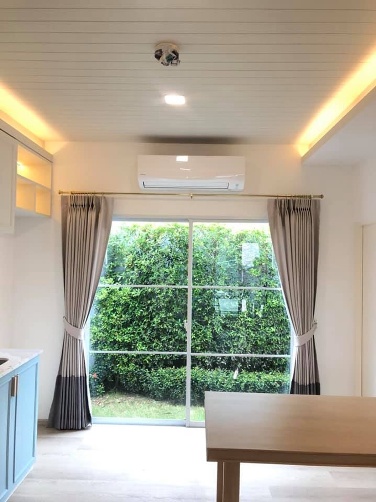 ขายทาวน์โฮมบางนา แบริ่ง ลาซาล : Indy 4 Bangna Km.7 หลังมุม เฟส 1 ตกแต่งสวย พร้อมอยู่อาศัย