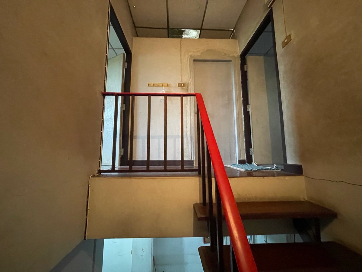 For SaleTownhomeOnnut, Udomsuk : Townhouse for sale, On Nut 44, Sam Phi Nong Village, 16 sq m.