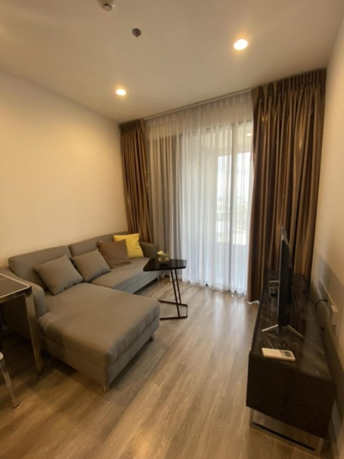 ให้เช่าคอนโดพระราม 9 เพชรบุรีตัดใหม่ RCA : 💥DL-9293💥ว่าง ให้ เช่า  ไอดีโอ โมบิ อโศก 👉แอดไลน์ @rangrak 