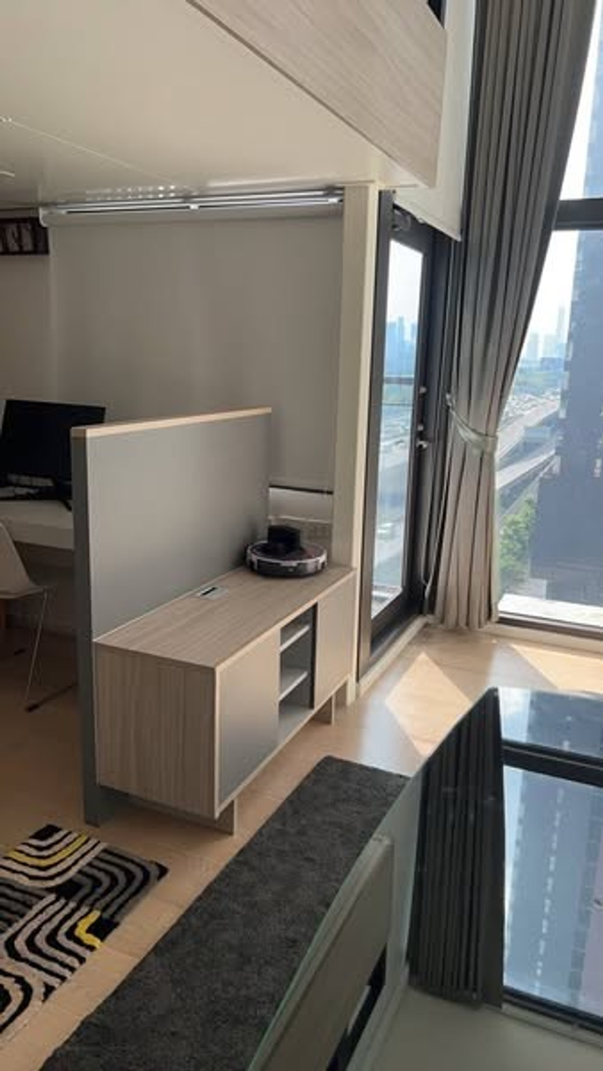 ðĨ āļāļēāļĒāļāđāļ§āļ!! āļāļāļāđāļ Chewathai Residence Asoke Loading...