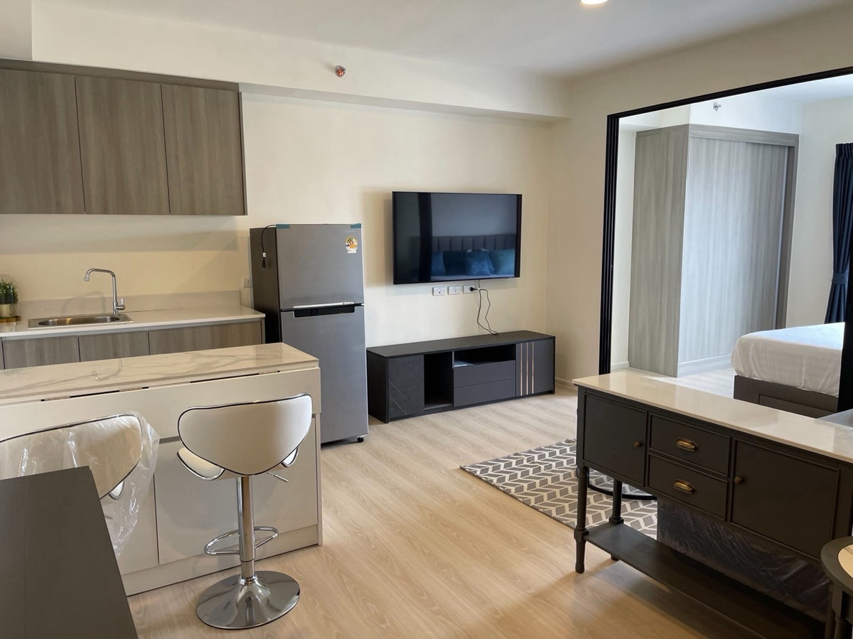 A Space Mega 2 For RENT ห้องตกแต่งสวยพร้อมอยู่1 ห้องนอน ,1 ห้องน้ำ, Type : AB ห้องขนาด 34 ตร.ม.  วิวสนามกอล์ฟ ให้เช่าพร้อมเฟอร์นิเจอร์ และเครื่องใช้ไฟฟ้าครบ หิ้วกระเป๋าเข้าอยู่ได้เลย Loading...