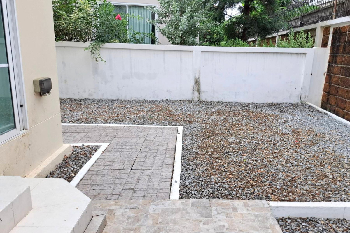 For SaleHousePathum Thani,Rangsit, Thammasat : Single detached house on the corner of Chaiyaphruek 2 - next to Road 345, Bang Khu Wat, good location, convenient travel, connecting to Kanchanaphisek Road, Ratchaphruek Road, Kanlapapruek Road, expressway connecting Chaengwattana Road.