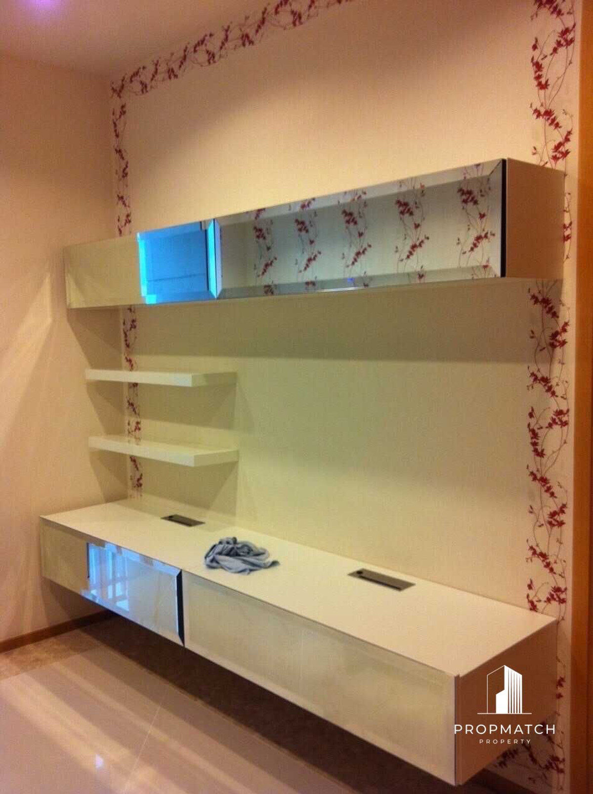 ✨Flash Deal ✨The Empire Place Sathorn (1Bed 1Bath 54SQM.) ready to move in! Only 7,490,000 baht Tel.0981315848 @propmatch Loading...