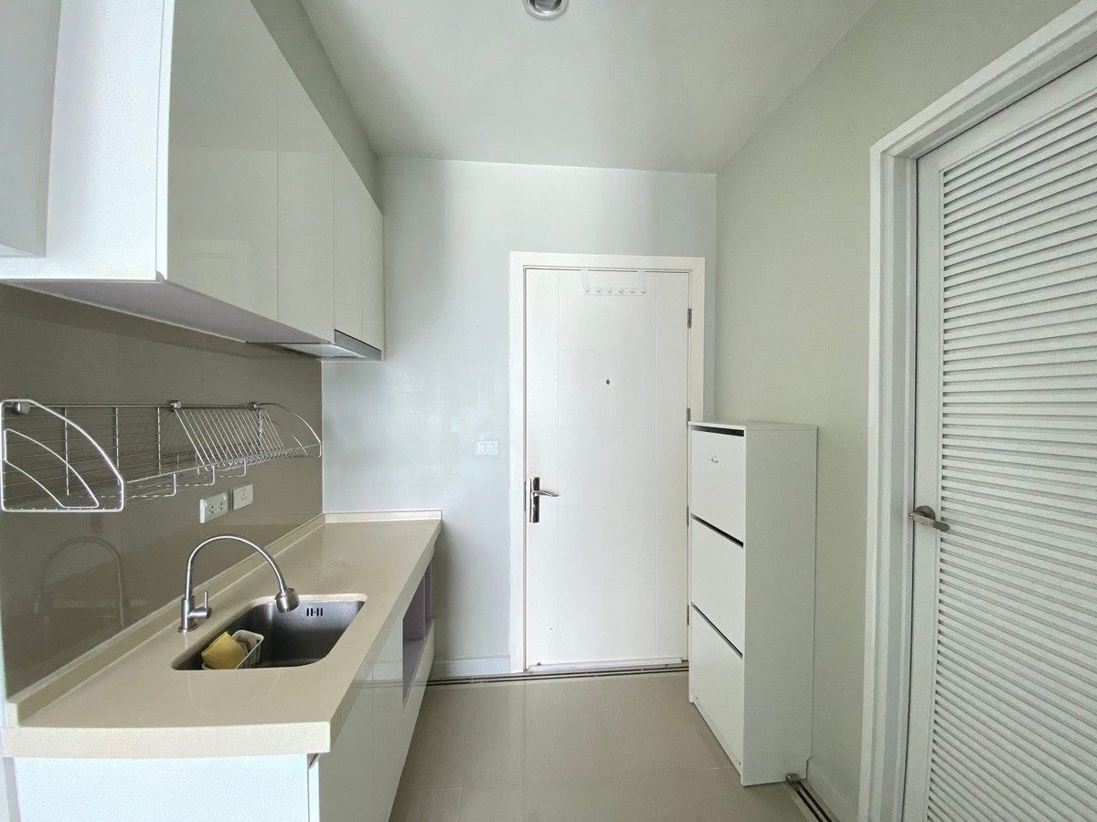 For RentCondoRatchadapisek, Huaikwang, Suttisan : For rent 📍 T.C. Green 📍 Fully furnished and equipped, near MRT Rama 9