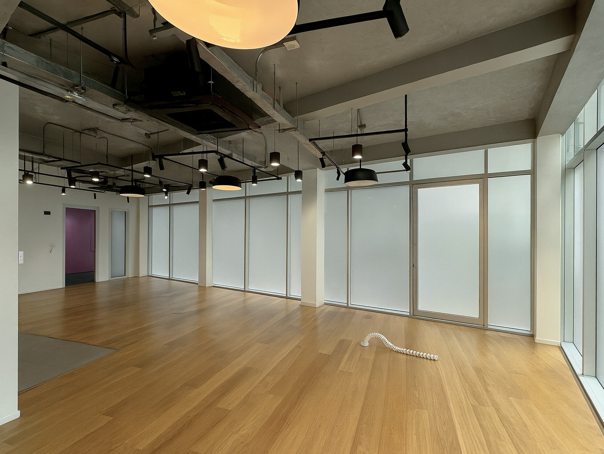 ให้เช่าร้านค้า/ตลาดนัดสุขุมวิท อโศก ทองหล่อ : พื้นที่ร้านค้าสภาพดี ริมถนนสุขุมวิท เหมาะทำธุรกิจ คลินิค สปา โชว์รูมสินค้า ** NO CO-AGENT ** 