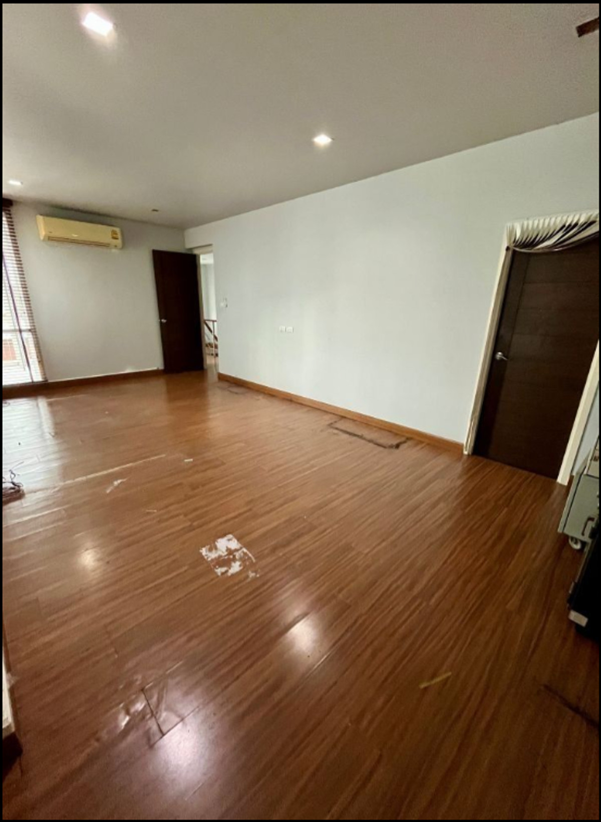 3-story twin house for sale, Grand I-Design, Vibhavadi, Don Mueang, ready to move in, good location, convenient travel, next to Vibhavadi Road (AM2016) Loading...