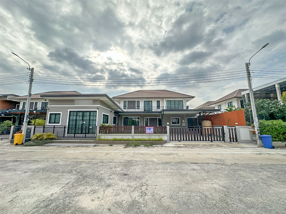 ขายบ้านบางแค เพชรเกษม : บ้านเดี่ยวสุดหรู + โฮมออฟฟิศ เพชรเกษม 69 ราคาขาดทุนหนัก!