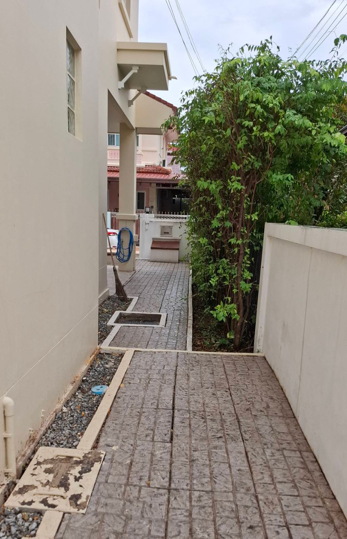 For SaleHousePathum Thani,Rangsit, Thammasat : Single detached house on the corner of Chaiyaphruek 2 - next to Road 345, Bang Khu Wat, good location, convenient travel, connecting to Kanchanaphisek Road, Ratchaphruek Road, Kanlapapruek Road, expressway connecting Chaengwattana Road.