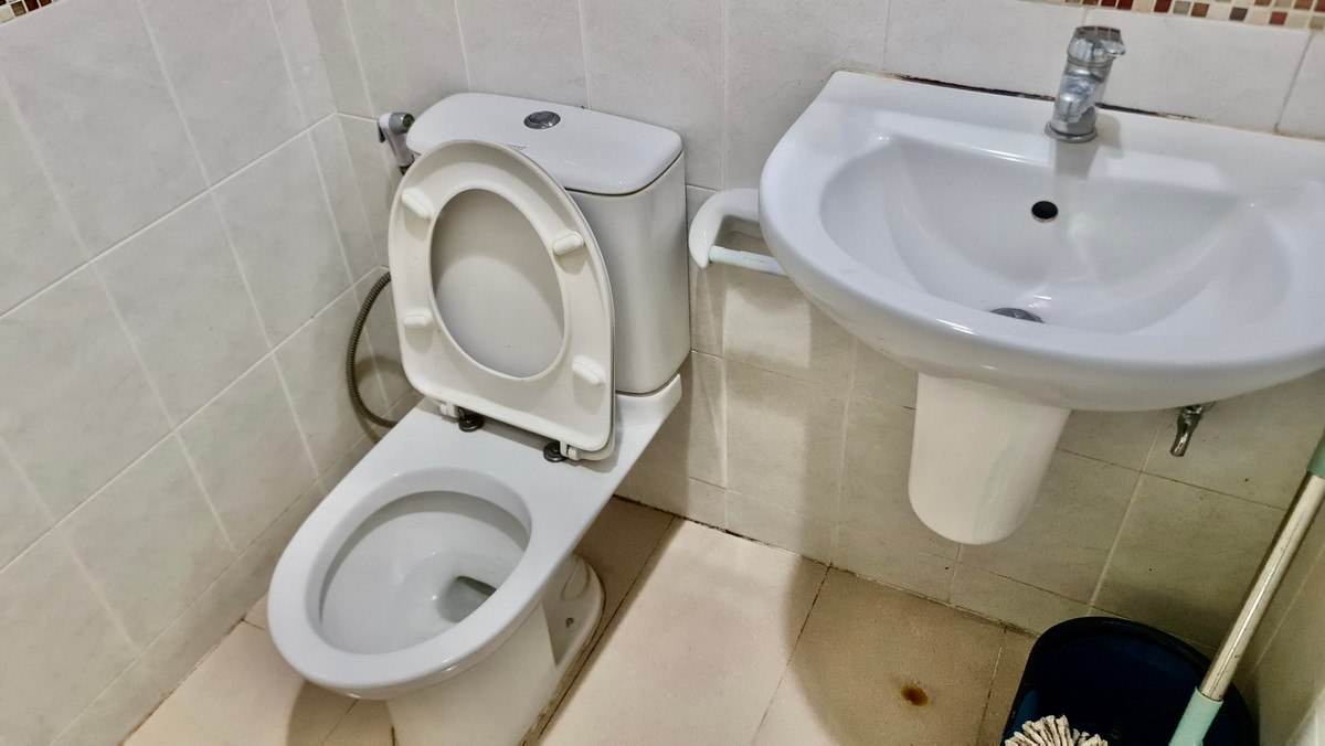 ขายทาวน์โฮมลาดพร้าว101 แฮปปี้แลนด์ : 🌟 “ทาวน์โฮม 3 ชั้นใจกลางลาดพร้าว | บ้านกลางเมือง ลาดพร้าว 87” สไตล์โมเดิร์น เรียบหรู อยู่สบาย ใกล้ทุกจุดหมายในเมืองใหญ่