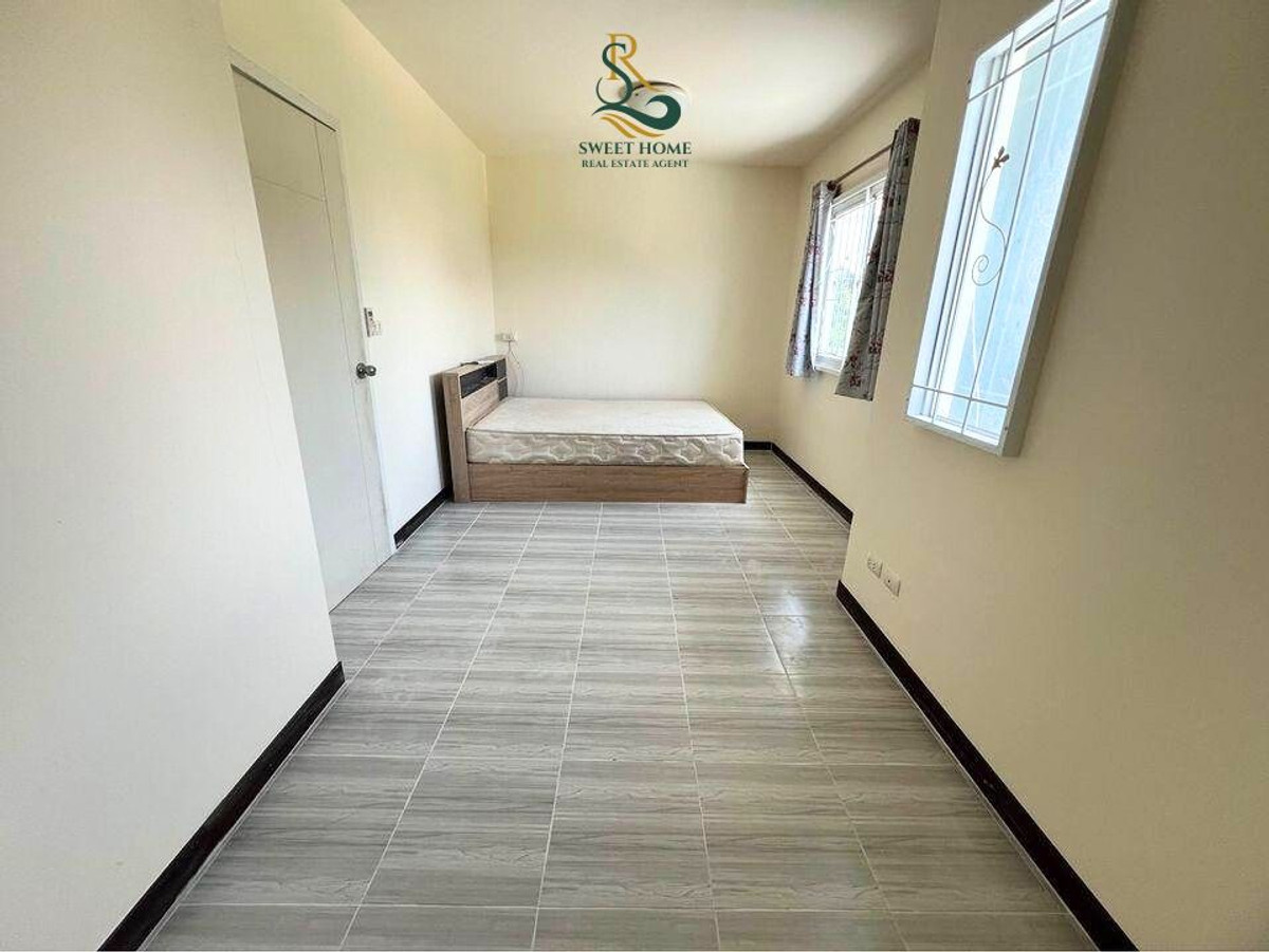 ขายถูกมาก พฤกษา 86/1 ทำเลดี หน้าบ้านวิวสวน หน้าบ้านไม่ชนใคร Loading...