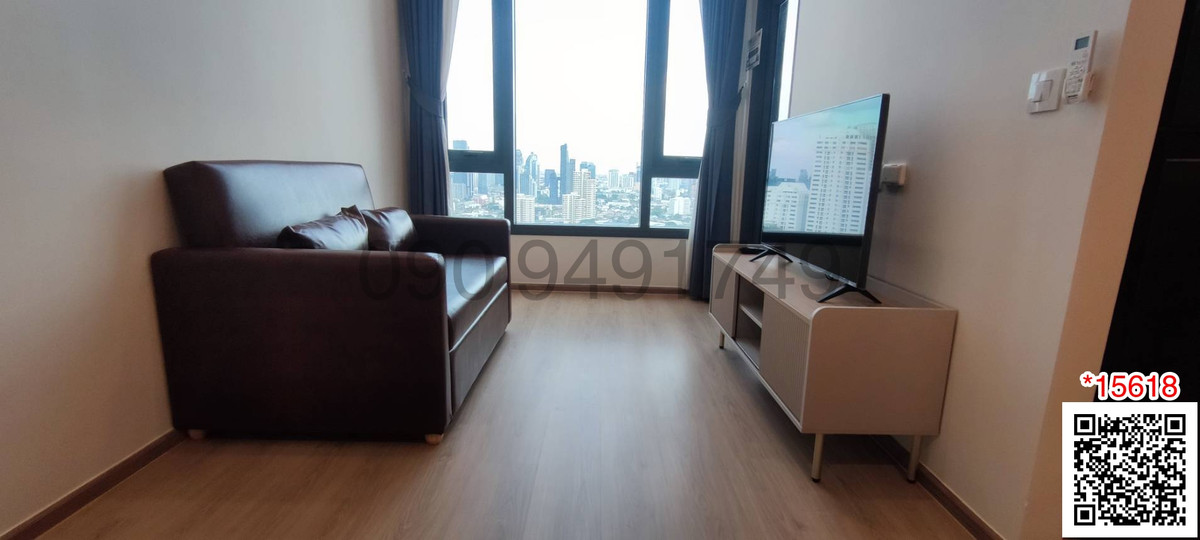Condo for rent: Life Rama 4-Asoke, Duplex room, 33rd floor, near MRT Queen Sirikit Center. Loading...