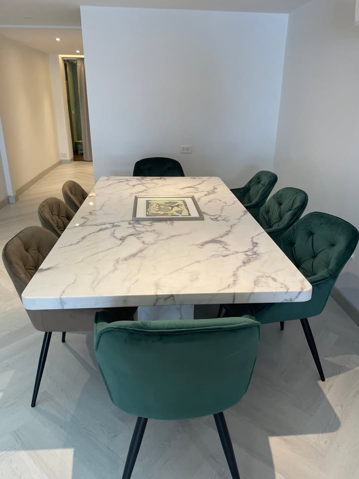 ให้เช่า ทาวน์โฮม ทองหล่อ RCA พื้นที่ใช้สอย 212 ตร.ม. ย่านทองหล่อ-เพชรบุรี พร้อมเฟอร์นิเจอร์ ตกแต่งสวยงาม Loading...