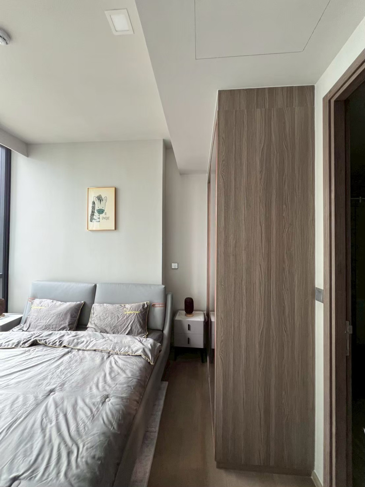For rent Celes Asoke – Luxury Condominium in the heart of Asoke, the best location… Connect to all business routes, close to both BTS Asoke and MRT Sukhumvit, just 2 minutes. Loading...