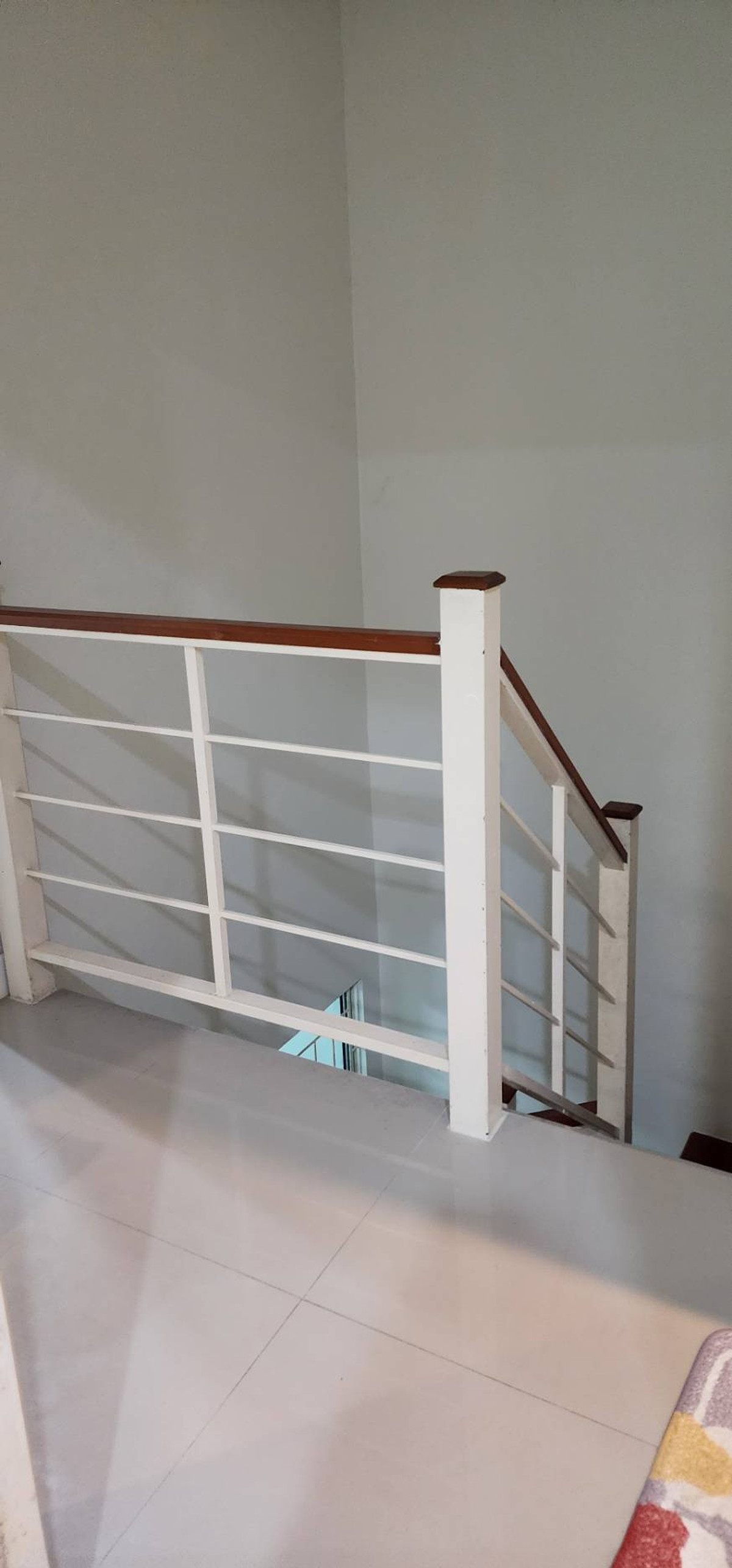 ขายปล่อยเช่า บ้านใกล้สถานีรถไฟฟ้า มีนบุรี หน้าโรงเรียนนานาชาติเอกบูรพาวิเทศศึกษา  Loading...