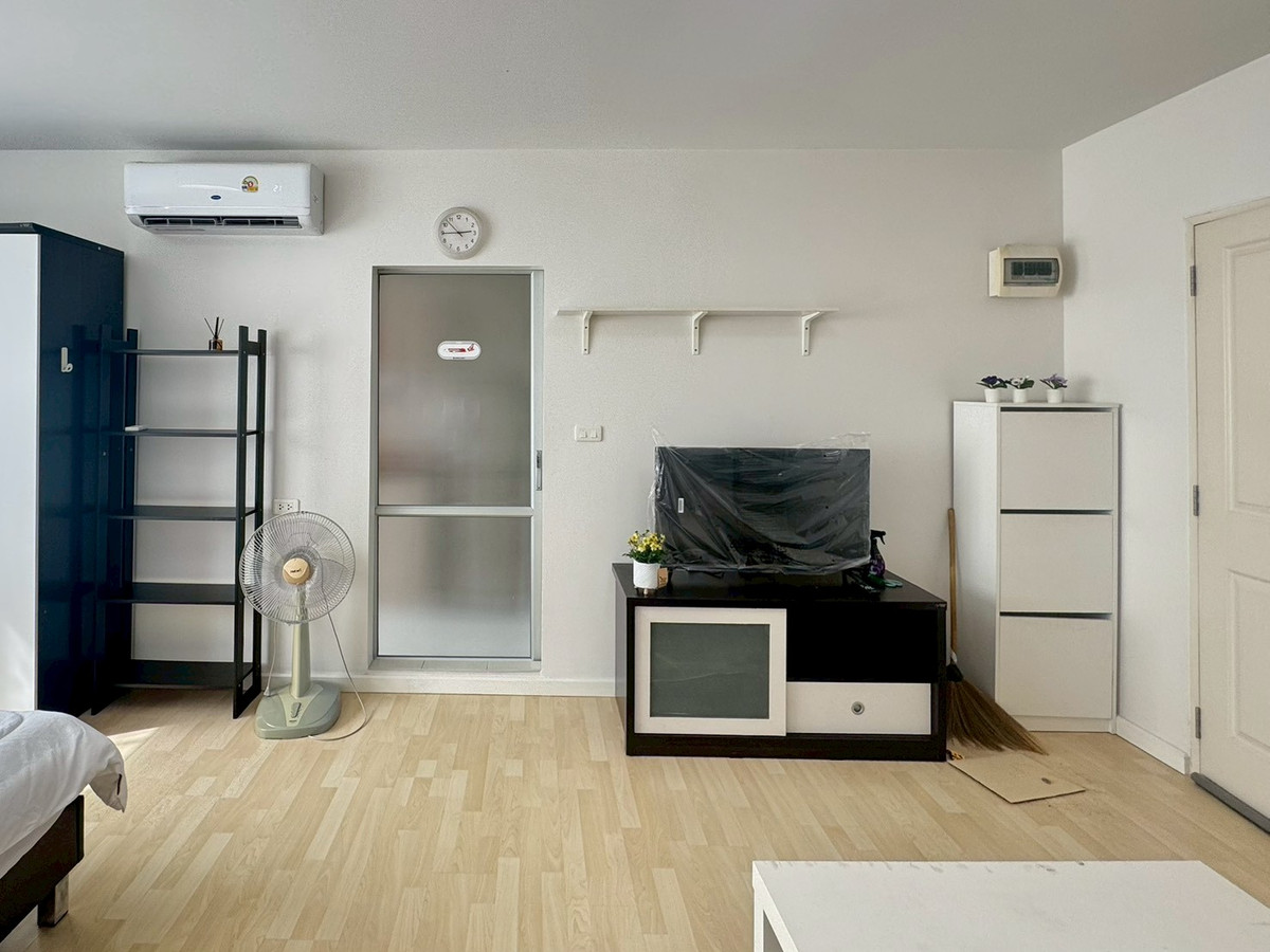 🏢 Condo for rent, D Condo Onnut–Suvarnabhumi (D Condo Onnut–Suvarnabhumi), Building B, 3rd floor | Size 30 sq m., newly decorated room. Fully furnished Complete with electrical appliances Ready to move in immediately ✨ Loading...