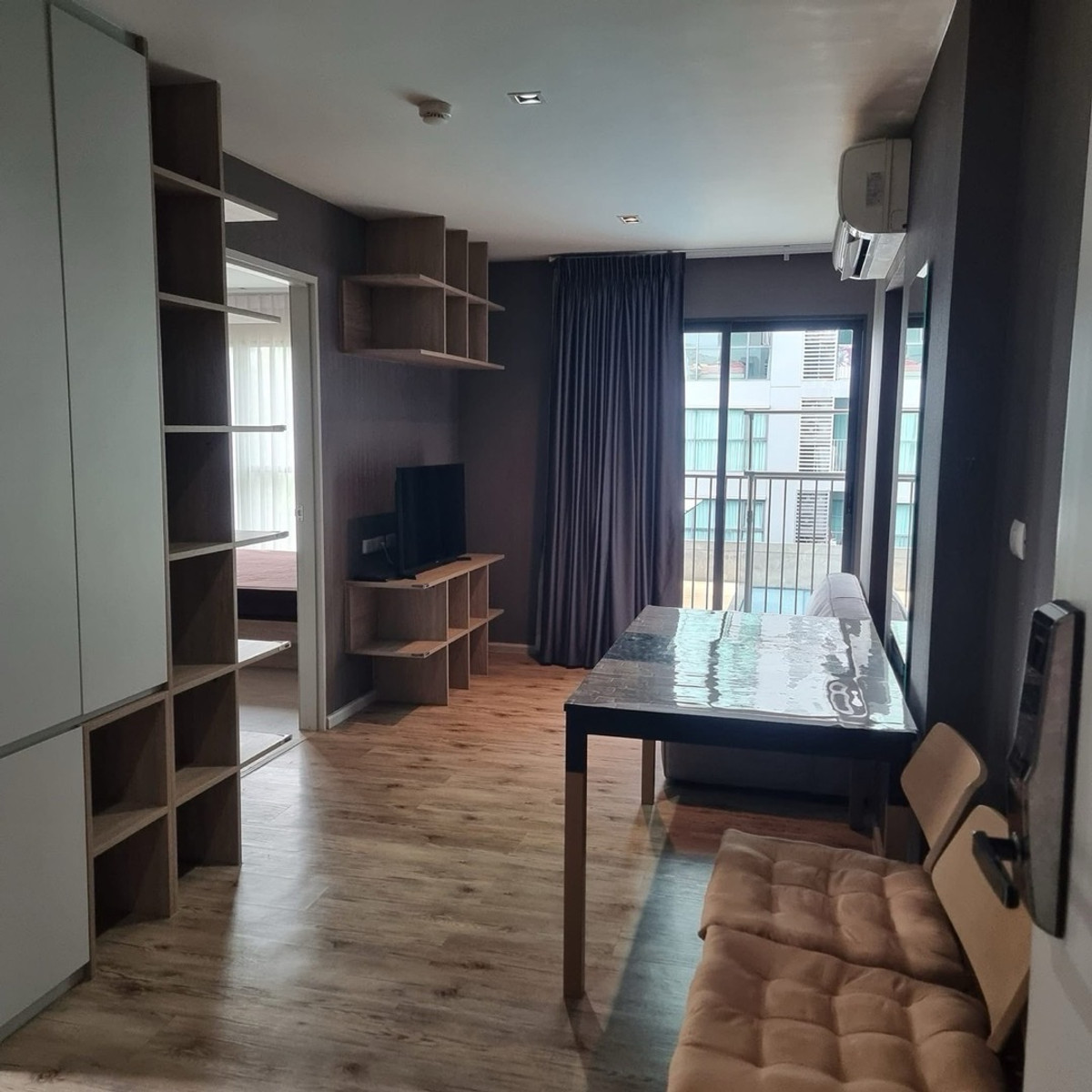 For RentCondoBangna, Bearing, Lasalle : Condo for rent, The Aspen, Lasalle, room size 35 sq m, 3rd floor, north side, swimming pool view, corner room, high privacy. Fully furnished Good UV protection curtain
