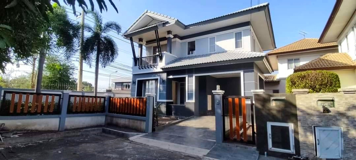 ✨️ขายด่วน..บ้านเดี่ยวหลังมุม มบ.ฟ้ากรีนพาร์ค คลอง 3 ตบแต่งพร้อมอยู่ ราคาถูกสุดในย่านนั้น✨️ Loading...