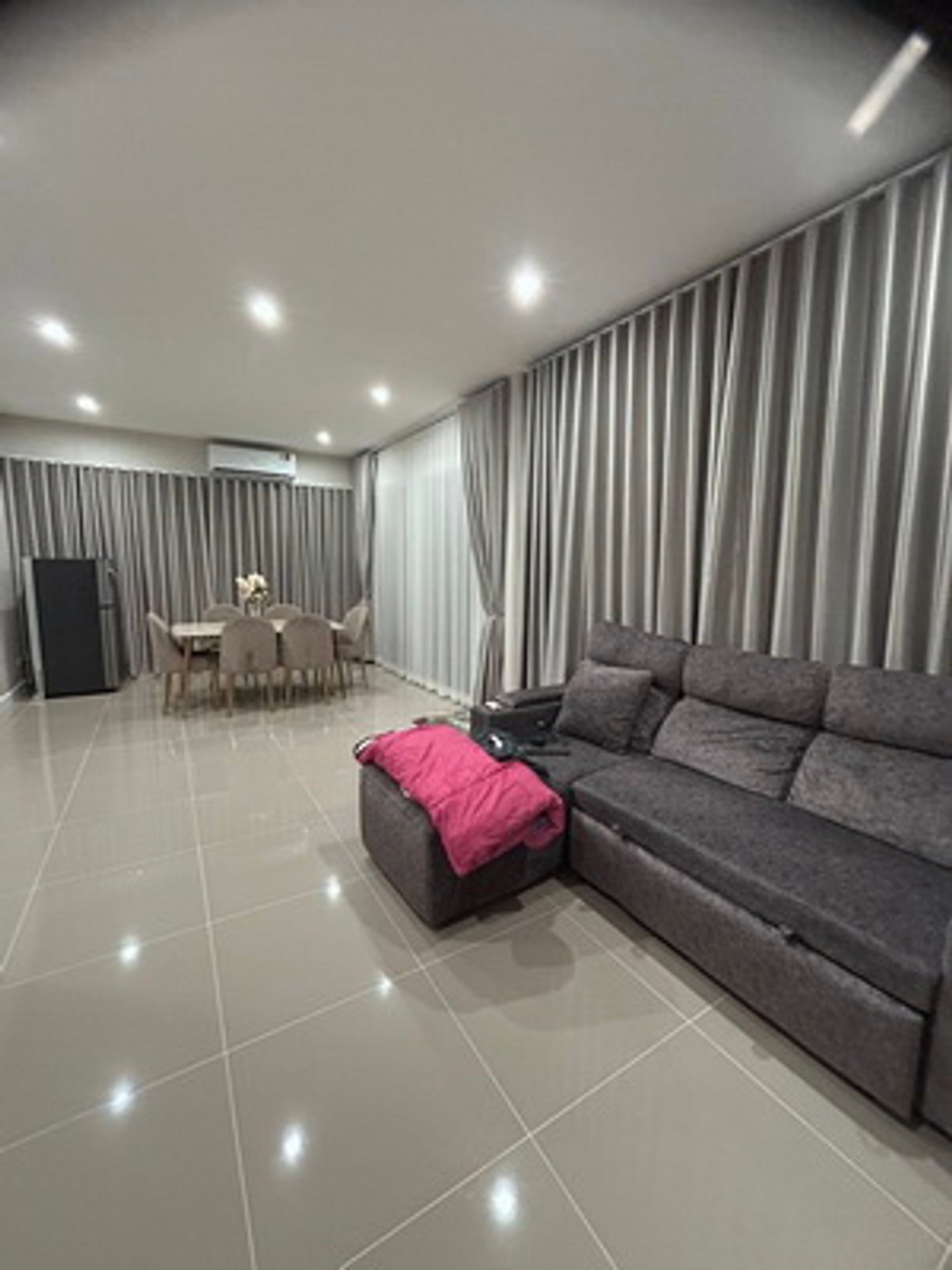 FOR RENT GRANDIO PETCHKASEM 81 / 4 bedrooms 3 bathrooms / 50 Sqw. 189 Sqm. **60,000** CLOSE TO THE MALL BANGKAE Loading...