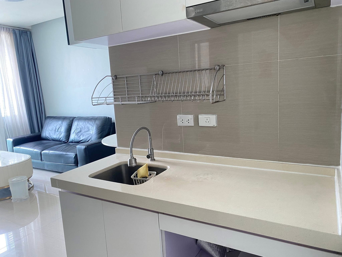 For RentCondoRatchadapisek, Huaikwang, Suttisan : For rent 📍 T.C. Green 📍 Fully furnished and equipped, near MRT Rama 9