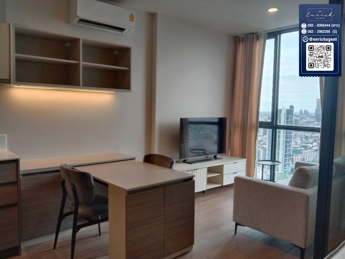 💙For rent THE ISSARA SATHORN, spacious room, ready to move in, BTS St. Louis, MRT Khlong Toei 💙 Call 062-2962295 NI // Line id : @enrichagent Loading...