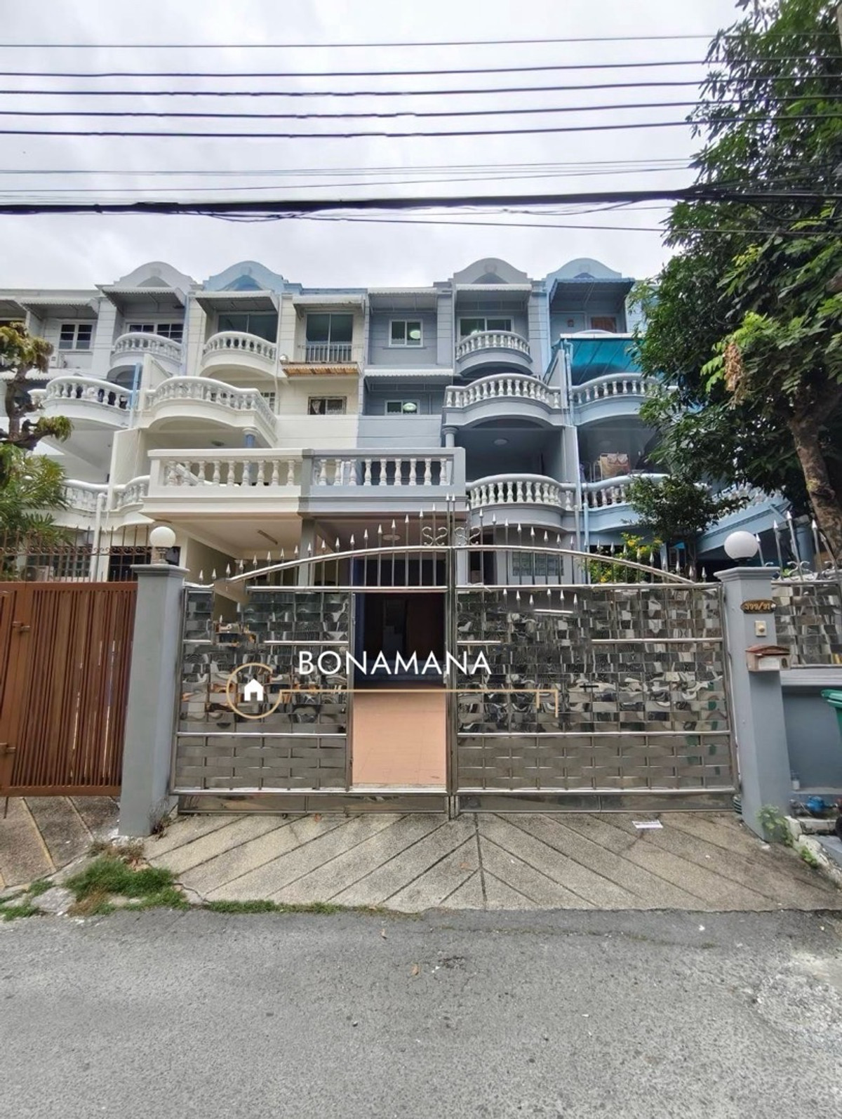 ให้เช่าโฮมออฟฟิศสุขุมวิท อโศก ทองหล่อ : ให้เช่า โฮมออฟฟิศ/ทาวน์โฮม ทองหล่อ (BTS ทองหล่อ 1.9km)