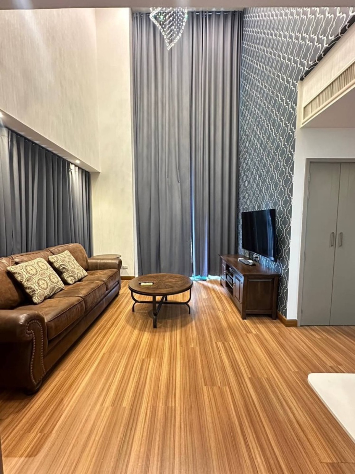 ขายคอนโดวงเวียนใหญ่ เจริญนคร : TEAL Sathorn - Taksin / Duplex 2 Bedrooms (FOR SALE), ทีล สาทร – ตากสิน / ดูเพล็กซ์ 2 ห้องนอน (ขาย) MINDN044