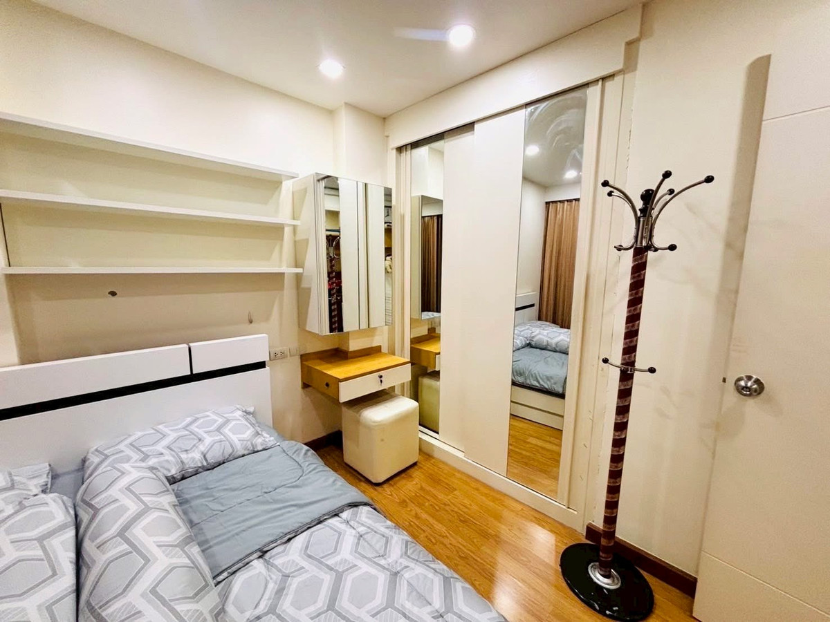 🎓✨ ขายคอนโดสุดรัก Wish @ Samyan อยู่ใกล้จุฬาฯ เดินไปเรียนได้ในไม่กี่นาที ติด MRT สามย่าน และแค่เดินข้ามถึงมิตรทาวน์ 🍜📚 อยู่เองก็ดี ปล่อยเช่าก็คุ้ม เจ้าของอยู่เอง ขายเพราะย้ายไปเรียนต่อ 💼 Loading...